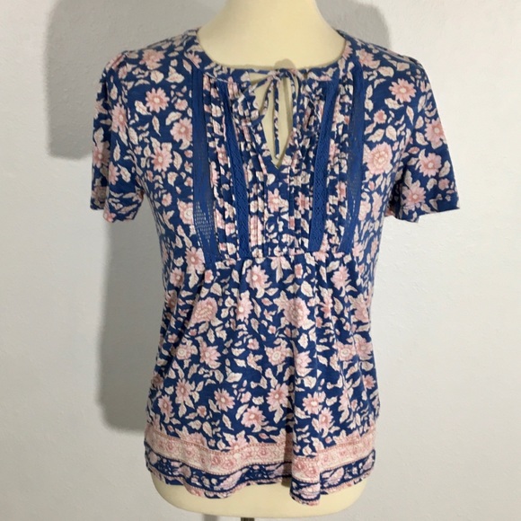 Lucky Brand Tops - Lucky Brand Floral Print Top with Lace Detail